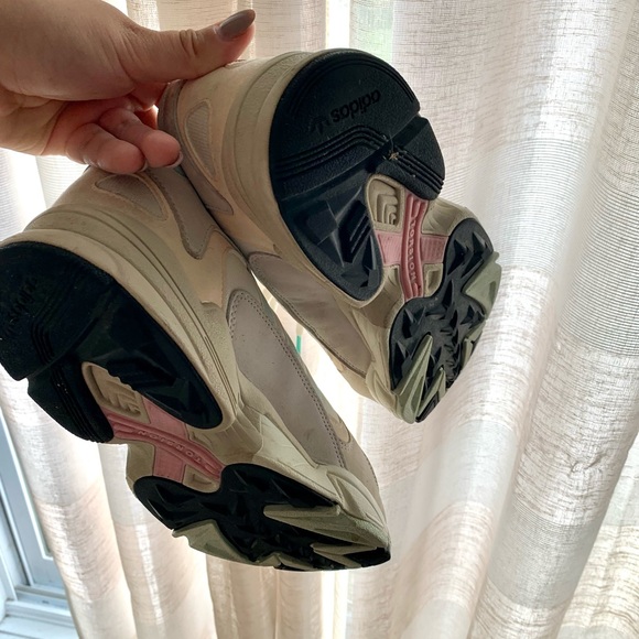 ✨Adidas YUNG 1 sneakers in off-white mint✨ - Picture 4 of 5